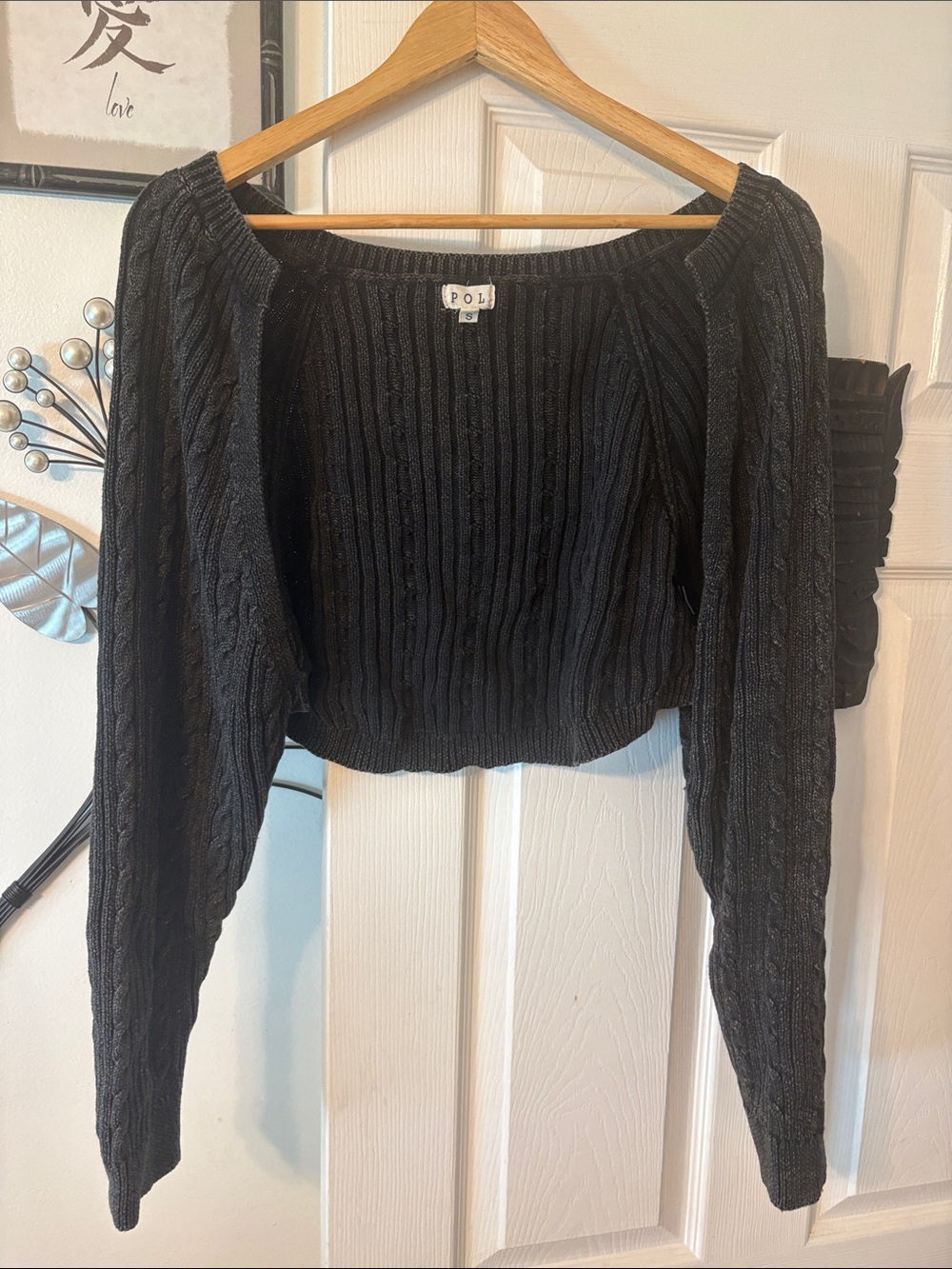 POL Off-Shoulder Black Ribbed Cable Crop Sweater